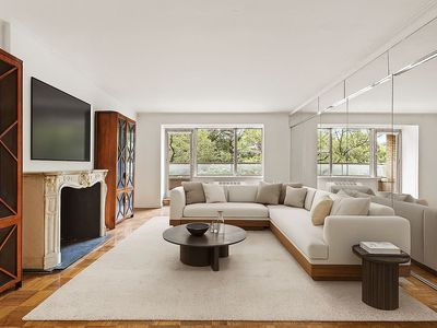 860 5th Ave APT 4H, New York, NY, 10065