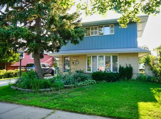 9804 S Kolmar Ave, Oak Lawn, IL 60453