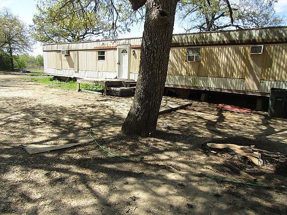 2nd image of 1246 County Road 4129