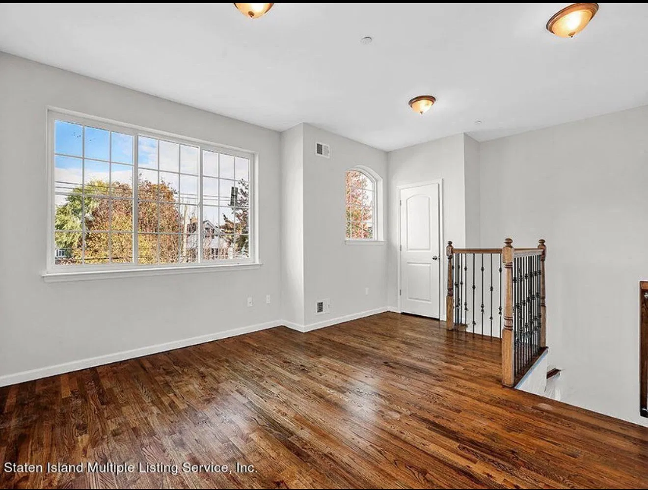 3 bed, 1260 sqft, $3,300 — Photo 4