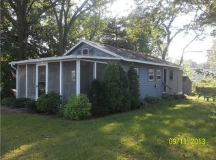 53 East Ave, Warwick, RI 02886