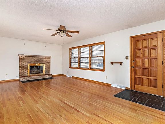 5th image of 1522 N 81st St