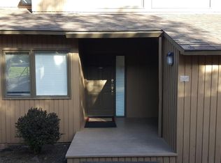 1966 Redtail Hawk Dr, Redmond, OR 97756