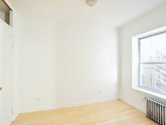 5th image of 2228 Amsterdam Ave #4EE