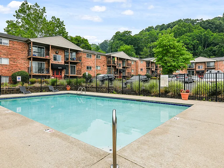 Heritage Hill Estates Apartments — Photo 27