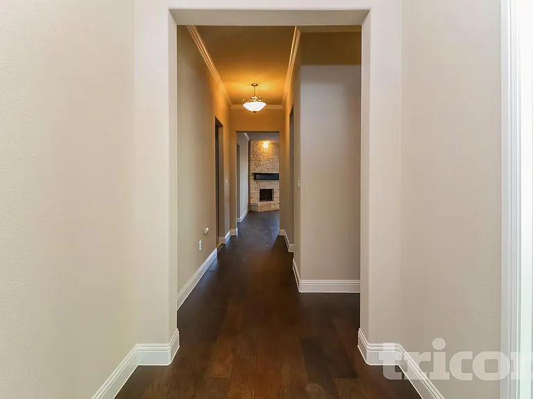 133 Constitution Dr — Photo 2
