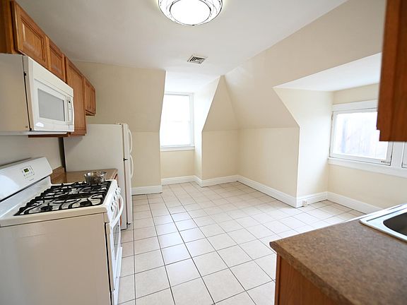 Large eat in Kitchen