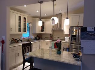 9884 Foxhill Ct, Ellicott City, MD 21042