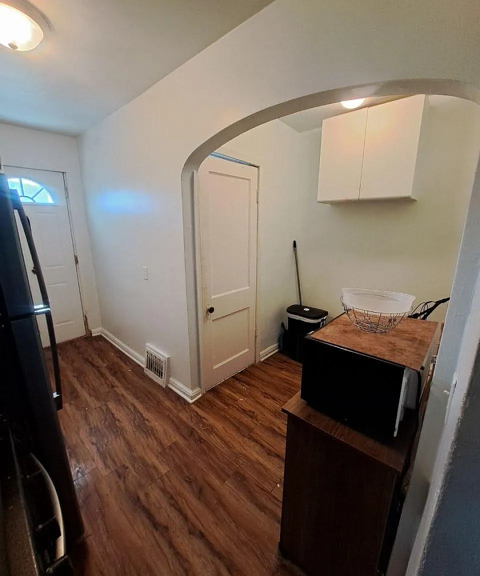 1 bed, 700 sqft, $950 — Photo 3