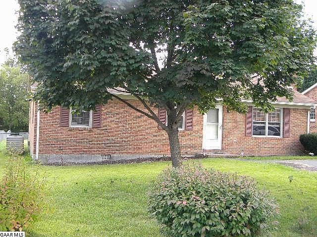 1st image of 77 Eastgate Dr