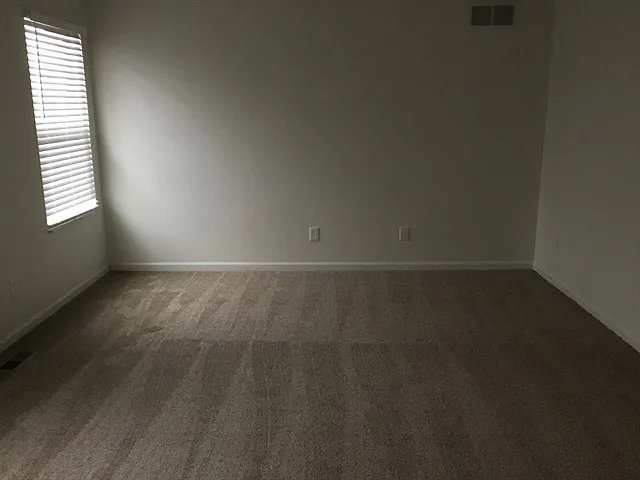 116 Kettering Ct — Photo 8