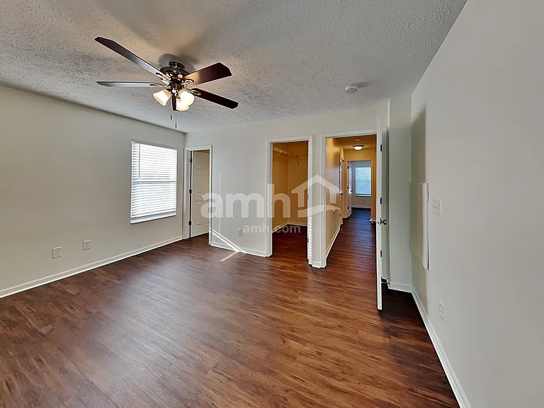 2274 Farmland Dr — Photo 11