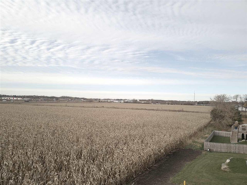 2nd image of 33.5 Ac River Road