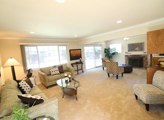 3rd image of 1599 Willowgate Dr
