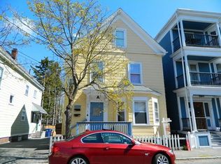3 English St, Salem, MA 01970