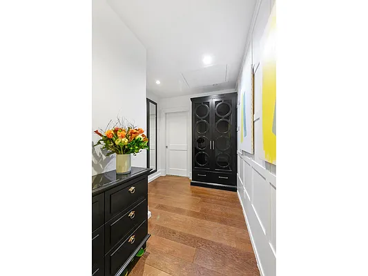 Rented by Douglas Elliman | media 2