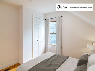 29 Alston St #E, Somerville, MA 02143