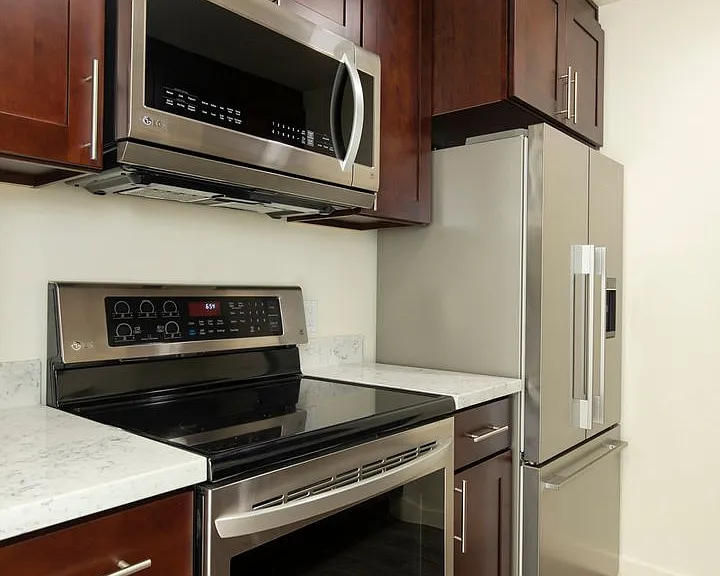 Go Long Apartments — Photo 13