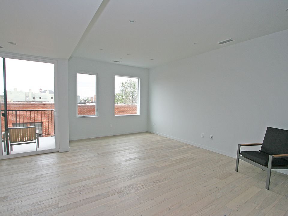 Open Living Area