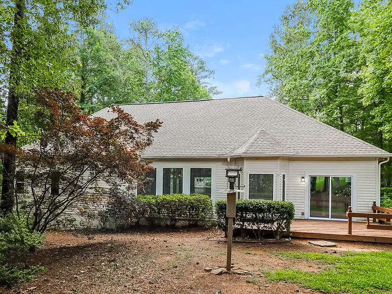 4048 Golfview Ct — Photo 15