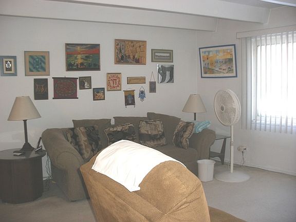 2nd image of 1921 W Hood Ave APT Gb