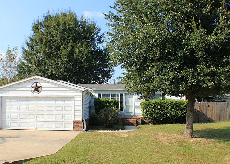 1st image of 16405 Hill Country Dr