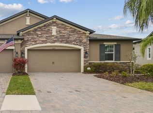 19317 Hawk Valley Dr, Tampa, FL 33647