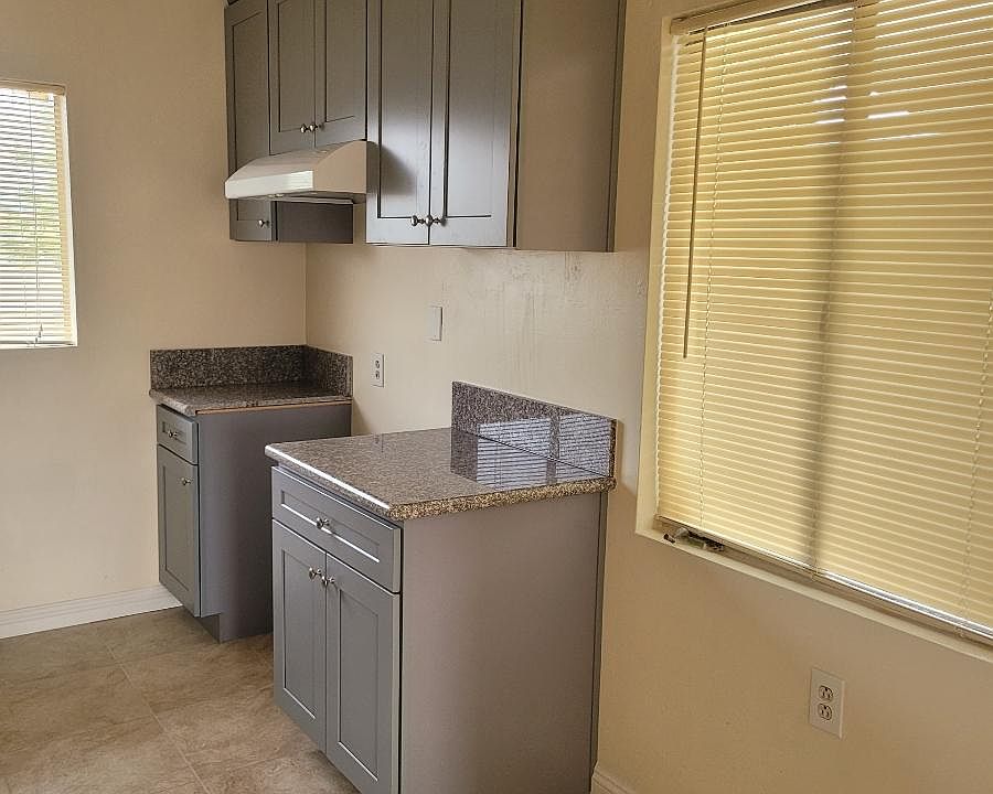 2nd image of 1915 Strozier Ave APT 2