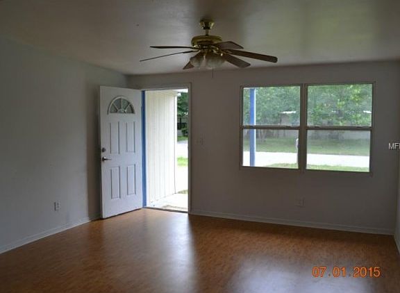 4th image of 977 Lormann Cir