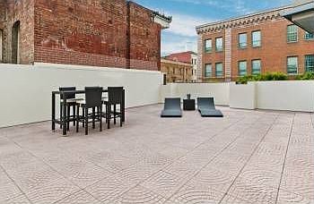 4th image of 1299 Bush St #202