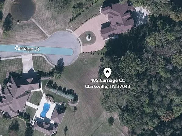 405 Carriage Ct, Clarksville, TN 37043
