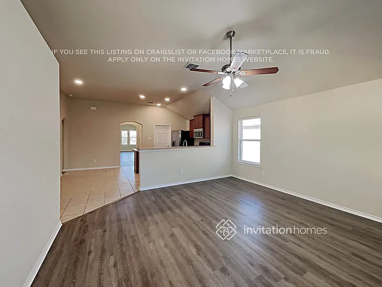 6520 Chalk River Dr — Photo 6