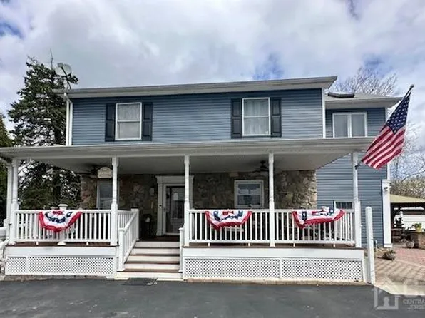 646 Drake Ave, Middlesex, NJ 08846