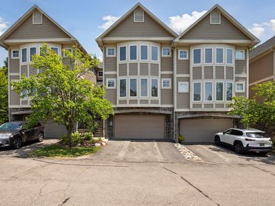 213 Old Creek Dr, Saline, MI, 48176