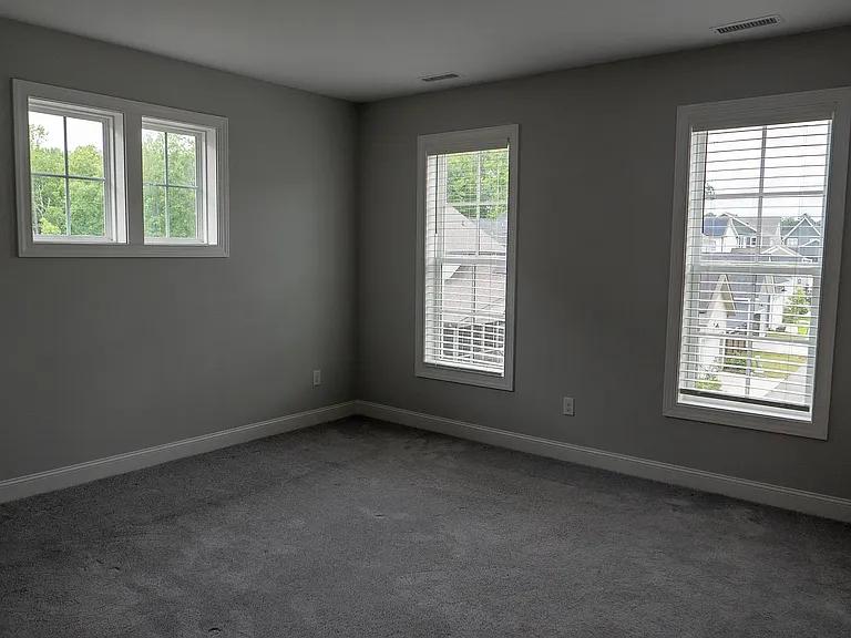 1113 Starkville St — Photo 13