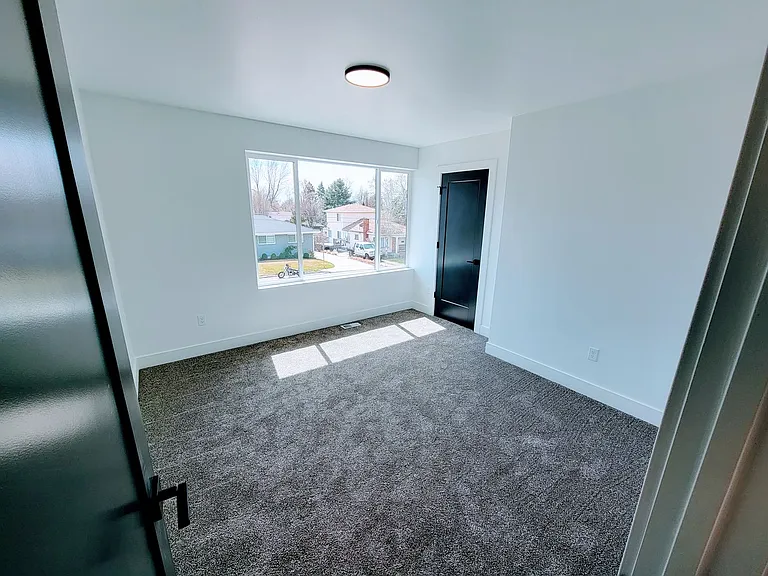 2251 E Lincoln Ln — Photo 38