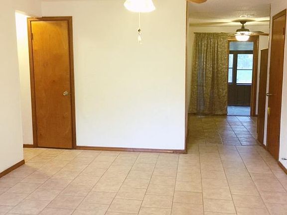 3rd image of 4905 S Dimple Dr