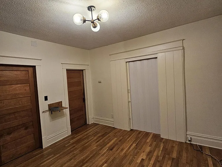 674 Orange Ave E #2 — Photo 10