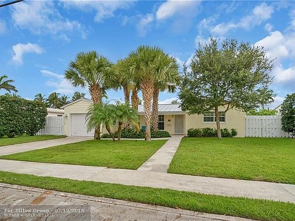 2nd image of 1017 Avocado Isle