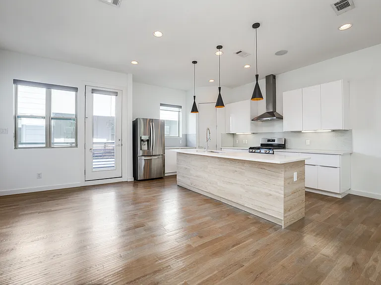 5714 Bryan Pkwy #D — Photo 9