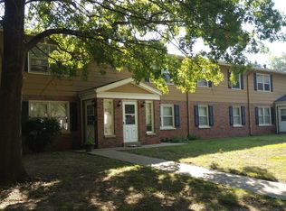 2336 Cherry Hills Dr APT B5, Springfield, IL 62704