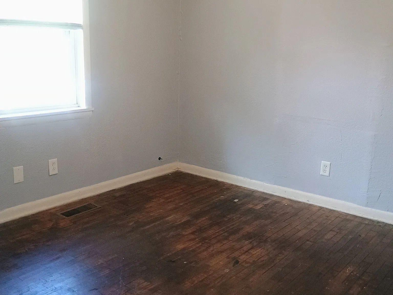 2 bed, 660 sqft, $700 — Photo 4