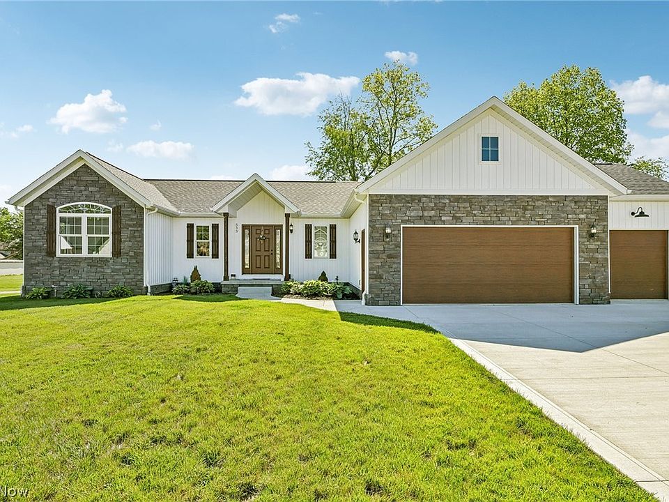 1st image of 533 E Lakewood Dr