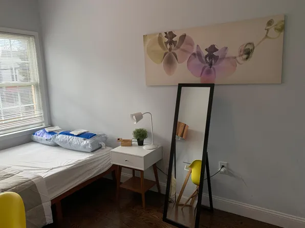 266 Hutton Street image 6 of 11