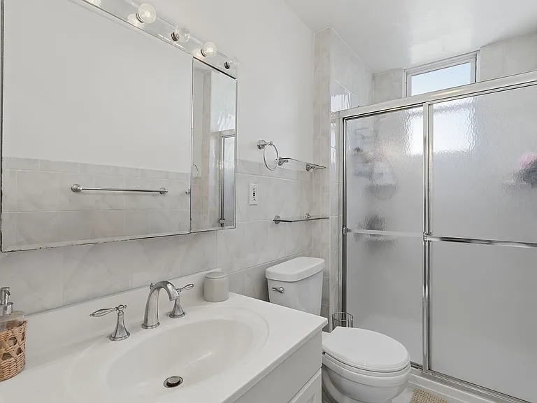 502 Gregory Ave #1 — Photo 10