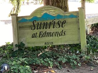 8512 242nd St SW APT 4, Edmonds, WA 98026