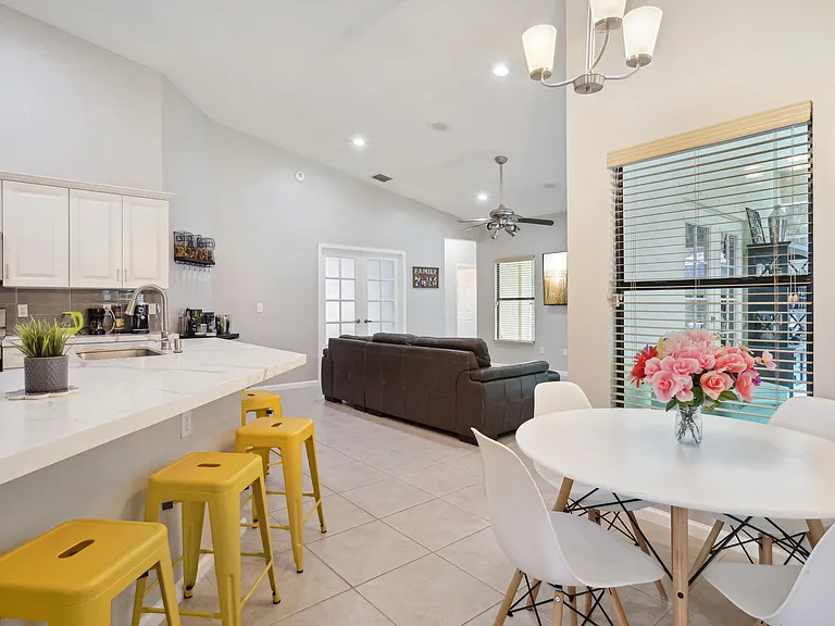 13823 Callington Dr — Photo 13
