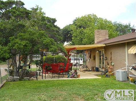 4th image of 3501 Galaxie Dr