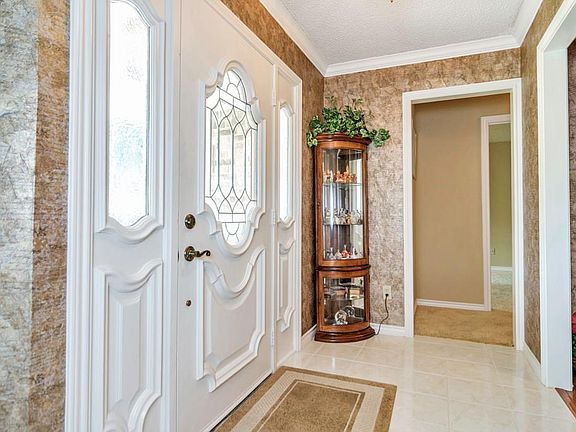 4th image of 3712 Woodmont Ct