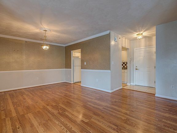 4th image of 4438 Pheasant Ridge Rd SW Unit 305